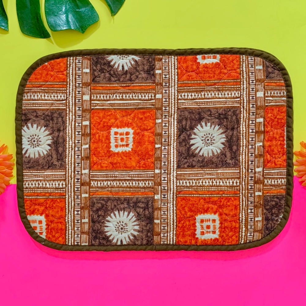 Vintage 60s MCM barkcloth place mat + napkin set